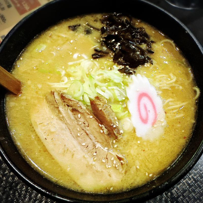 味噌ラーメン(梁山泊 （りょうざんぱく）)