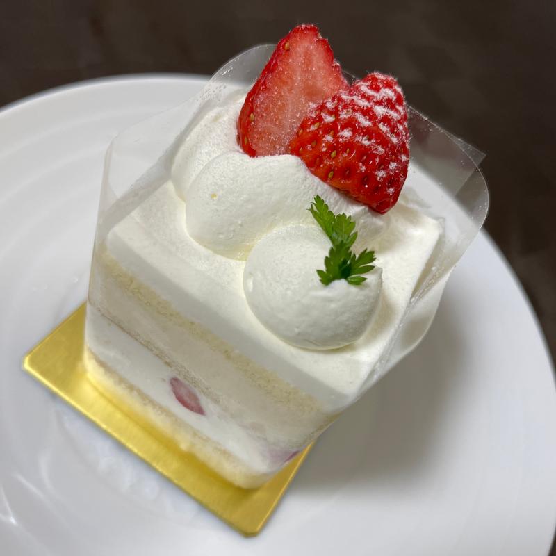 クレーム　ド　フレーズ(パティスリー モーン 和泉中央本店)