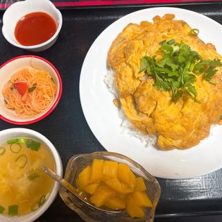 タイ風豚の挽肉オムレツご飯のせ(いなかむら )