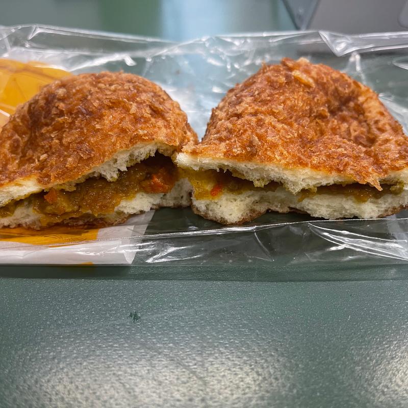 カレーパン(デイリーヤマザキ 京急久里浜駅東口店)