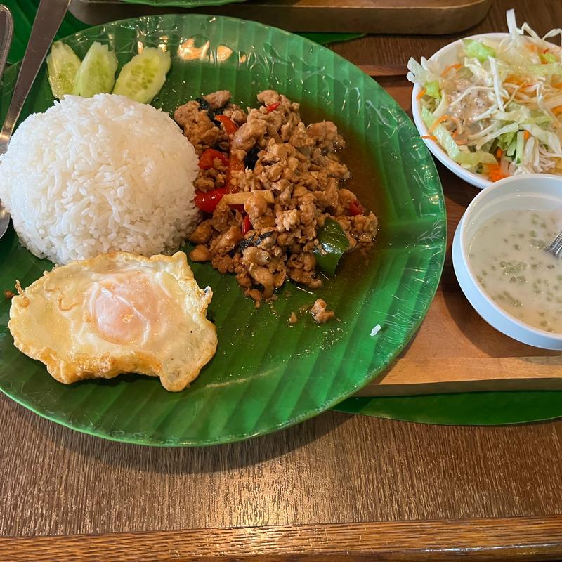 カオマンガイ(バーンリムパー 新宿三丁目店)