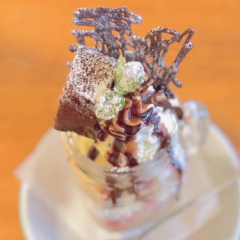 チョコレートパフェ(cafe＆bar natural stance)