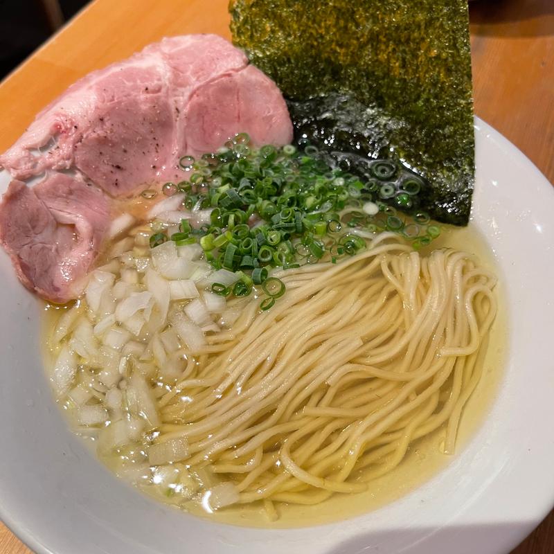 淡麗塩ラーメン(麺屋 まほろ芭)
