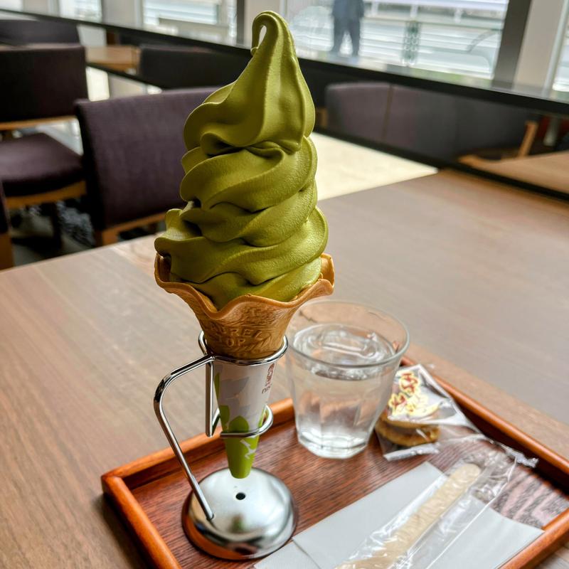 抹茶ソフトクリーム(赤坂 野瀬園 本店)
