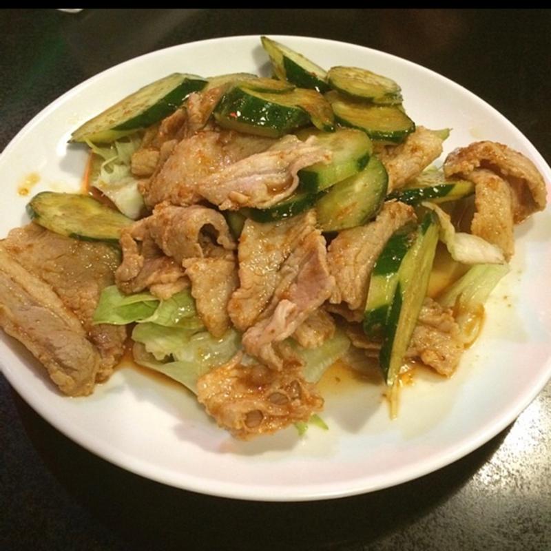 豚きゅう(あやめ本店)