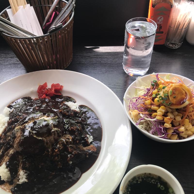 ハンバーグカレー(サラダニース （Salade Nice）)