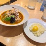 スープカレー豚角煮(札幌スープカレー イエローカンパニー 恵比寿本店)