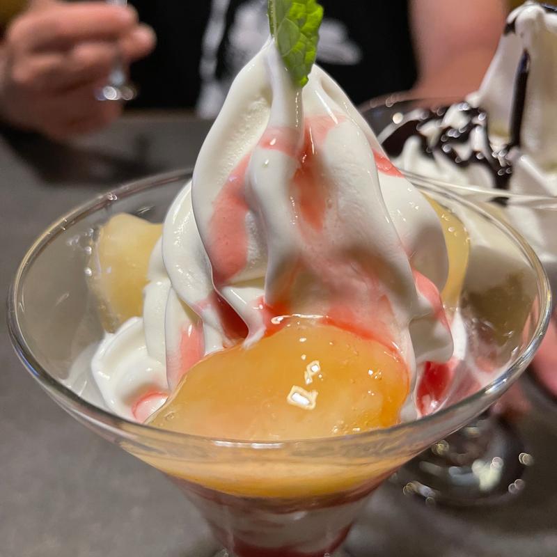 なめらか杏仁のリトルピーチ(びっくりドンキー りうぼう天久店 （びっくりドンキー（りうぼう天久店））)