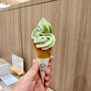 抹茶豆乳ソフトクリーム(一〇八抹茶茶廊 阪急西宮ガーデンズ店)