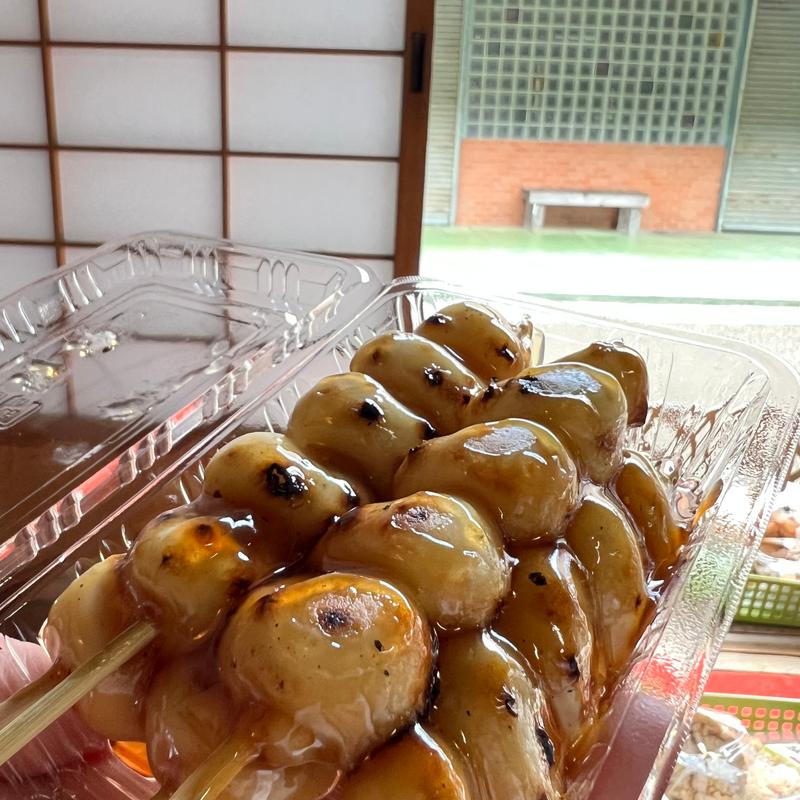 みたらし団子(志ら玉屋 （しらたまや　前田屋製菓）)