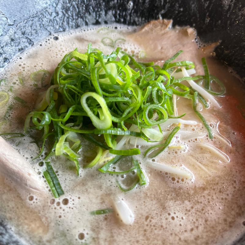 とんこつラーメン(中華そば いせや 本店)