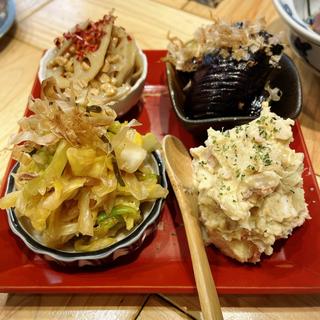 毎日手作りおばんざい3種盛合(大衆酒場 チャン栓チャン)