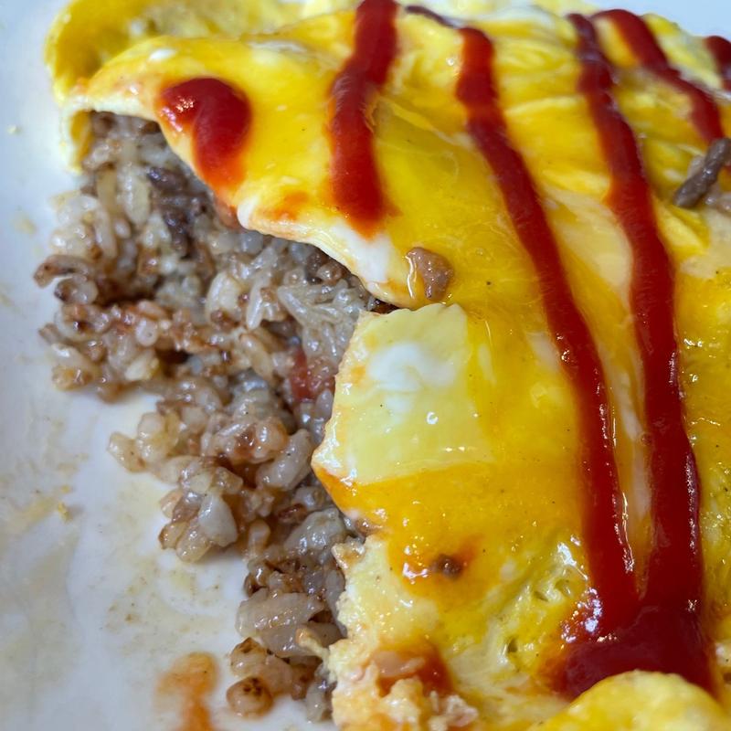 タコミートオムライス(もごのたこらいす。)