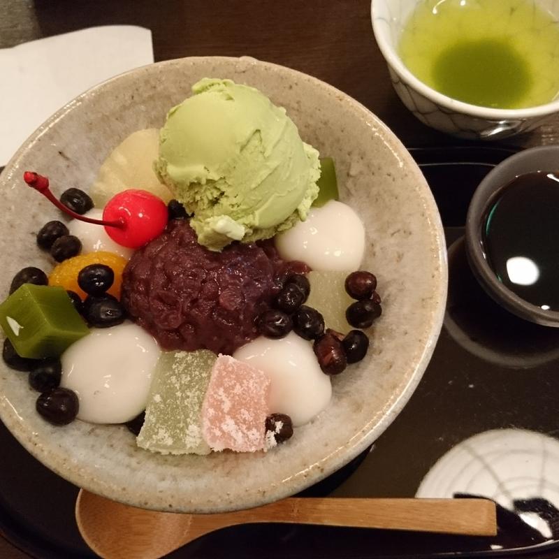 クリームあんみつ(浅草 いづ美 （いづみ）)