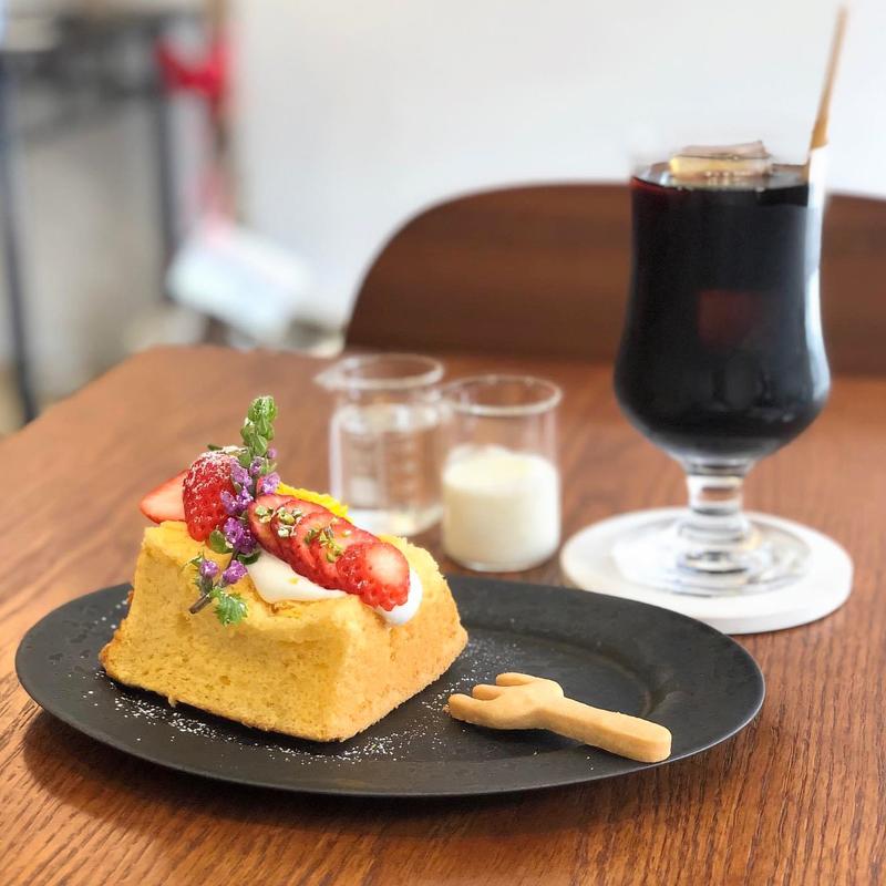 シフォンケーキ(菓子35山)