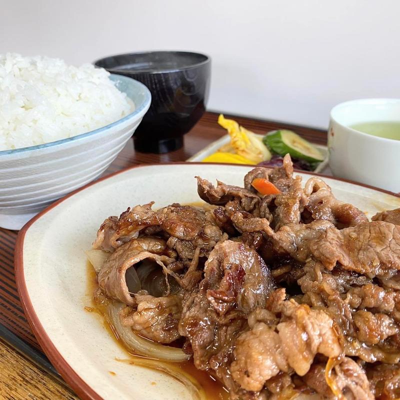 焼肉定食(お食事処 むつみ)