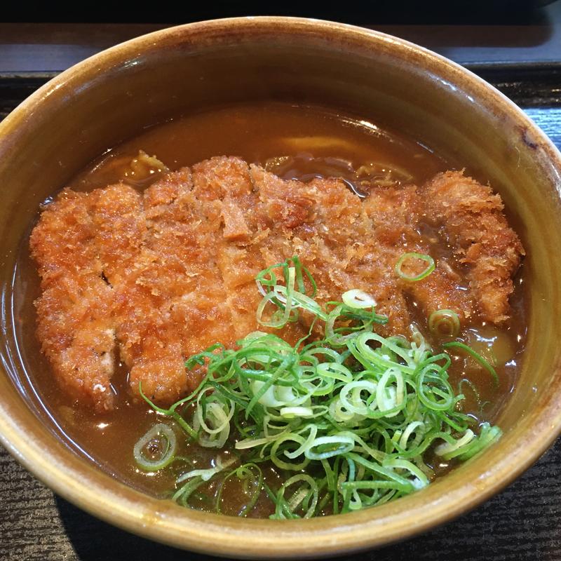 カツカレーうどん(はちまん)