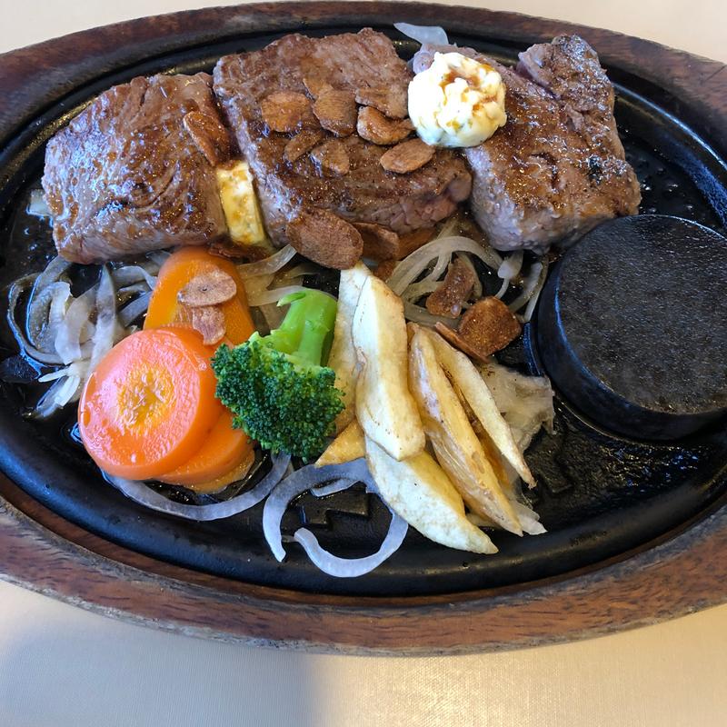 熟成牛　厚厚ステーキ　300g(どんさん亭 足利店)