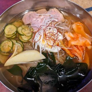 冷麺(肉の田じま Nikuno Tajima)