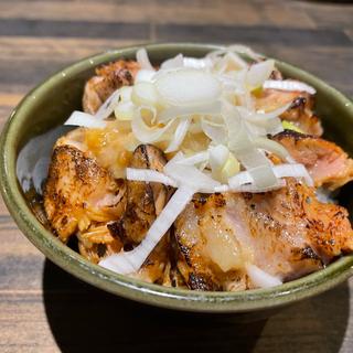 炙りチャーシュー丼ミニ(麺と飯 トンじろ)