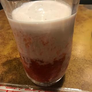 イチゴミルクL(びっくりドンキー 豊橋藤沢店)