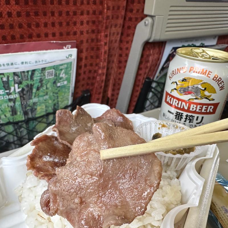 炭火焼風牛タン弁当(駅弁屋 新幹線南乗換口店)