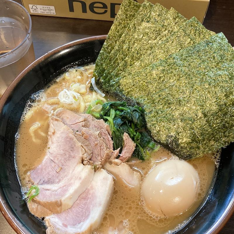 (横浜家系らーめん英 （ひで）)