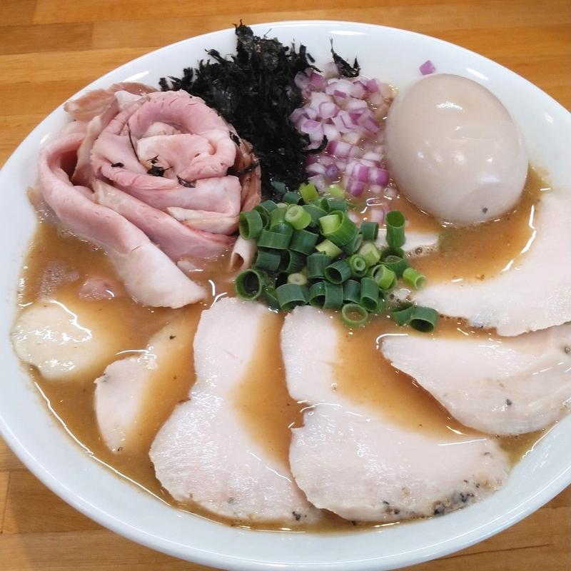 煮干しの叫び 味玉 チャーシュー(麺屋 しん蔵)