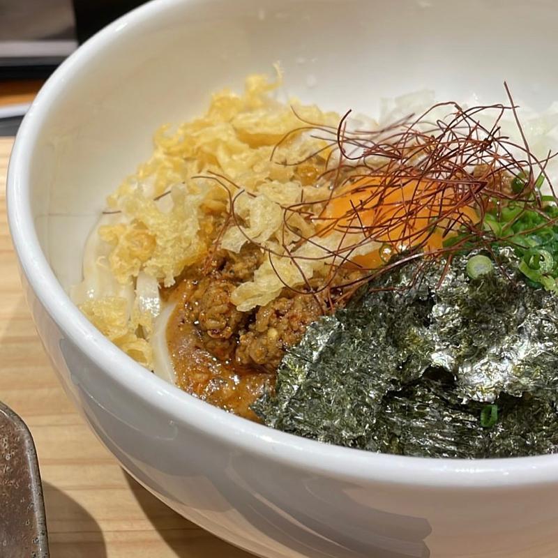 ヒーヒー辛ミンチの混ぜカレーうどん(ジャパニーズカリーウドン 天晴)