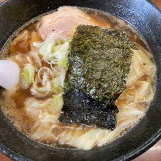 黒醤油ワンタンメン(麺や　椿 )