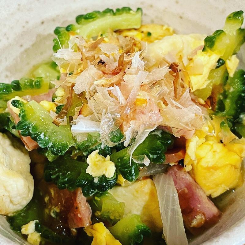 ゴーヤチャンプル(定食屋しゃもじ)