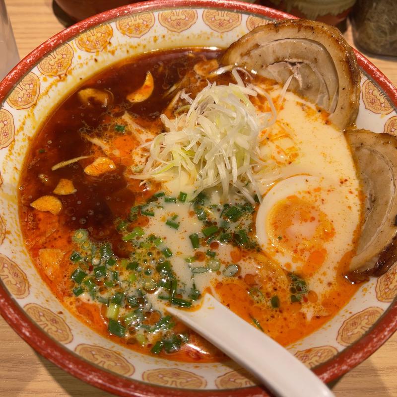 辛豚骨(俺流塩らーめん 神宮前店)