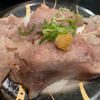 桜馬肉カルビ(魚魚丸 緑区鹿山店)