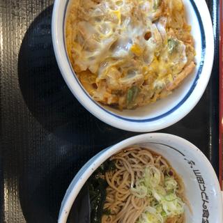 かき揚げ丼　そば定食(山田うどん食堂 太田50号バイパス店)