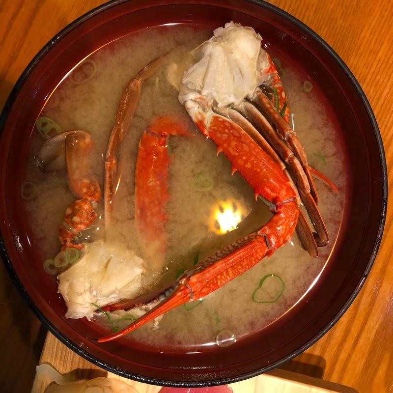 カニ汁(沼津魚がし鮨 三島駅南口店（ぬまづうおがしずし）)