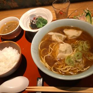 ランチ麺セット　ワンタン麺