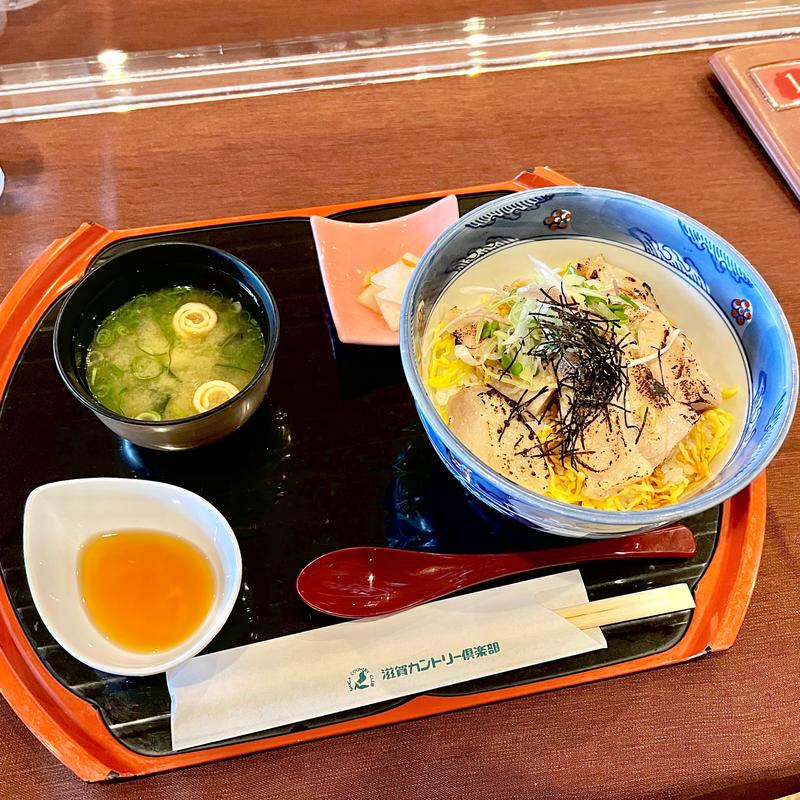 鶏もも炙り焼き丼(滋賀カントリー倶楽部レストラン )
