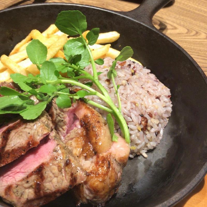 牛サーロインステーキ(fummy's grill NAGOYA フミーズグリル名古屋)