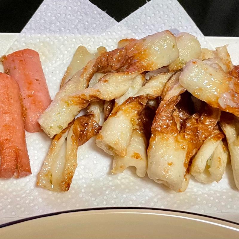 天ぷら盛合せ(竹輪、魚肉ソーセージ)(ベルクス 東墨田店)