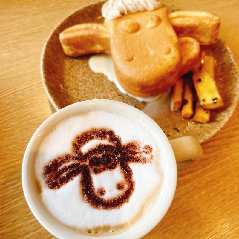 さつまいもとまろんのショーンワッフル(ひつじのショーンビレッジショップ&カフェ)