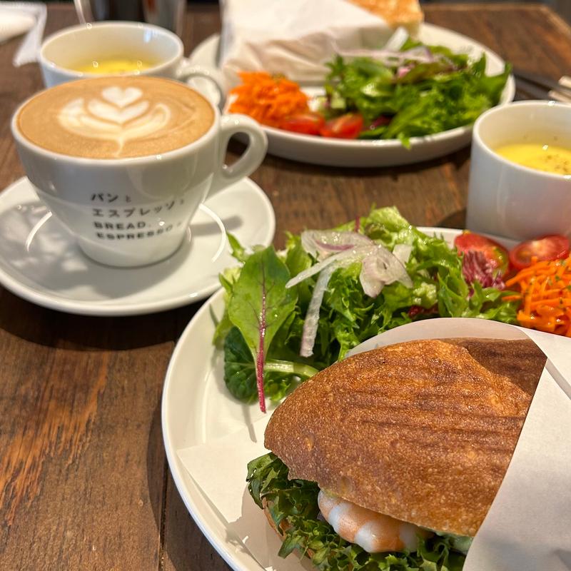 パニーニセット(パンとエスプレッソと花束を)