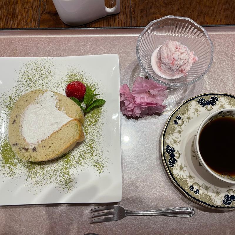 ランチデザート(ダイニング コモド)