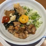 からみそまぜそば(からみそラーメン　ふくろう)