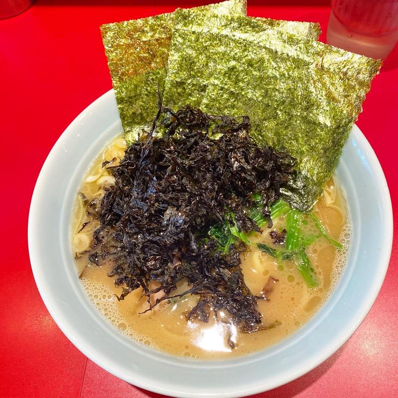 岩のりラーメン(横浜家系らーめん武蔵家 本八幡店)