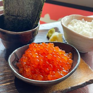 いくら丼(北の味紀行と地酒 北海道 池袋西口店)