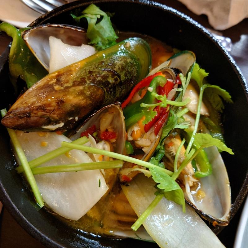 トムヤム タレ―ヘン Tom Yam Seafood Hang(バンコクオーキッド )