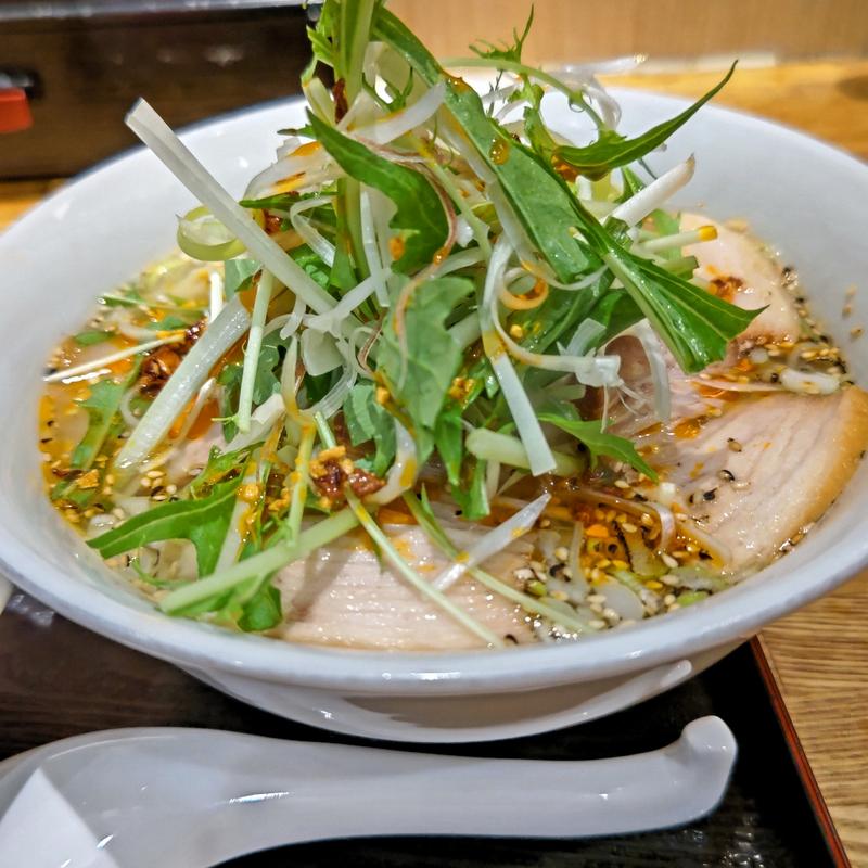 ピリ辛香ばし塩ラーメン(喜多方ラーメン 坂内 石川町店)