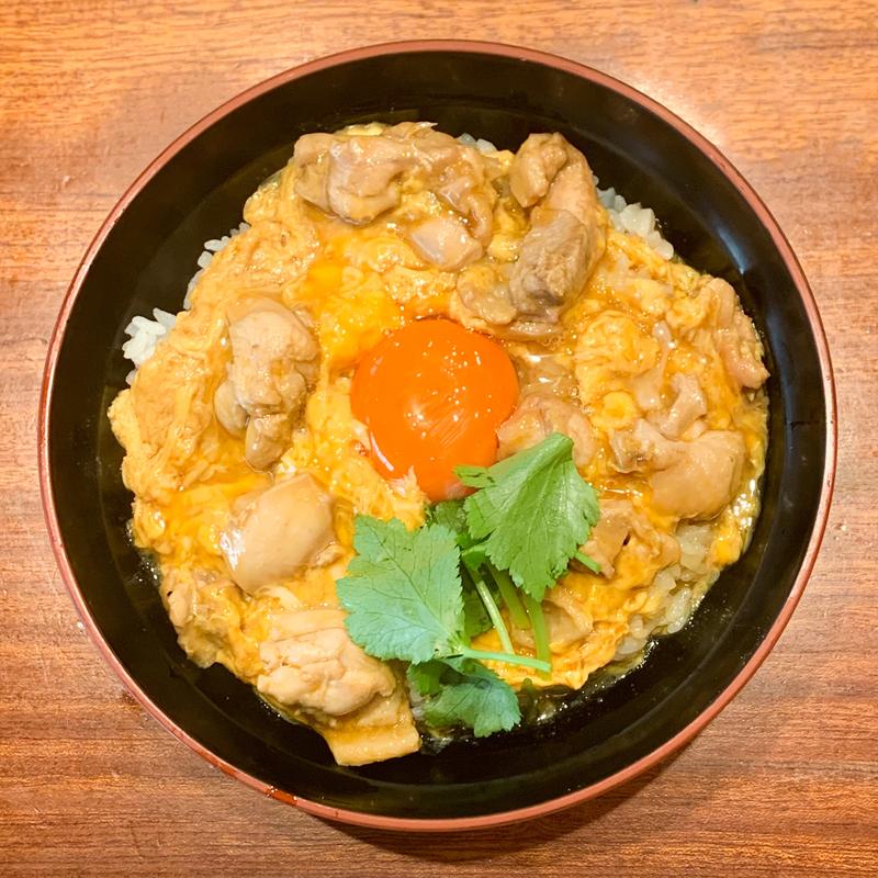 名物親子丼(鶏匠 たけはし)