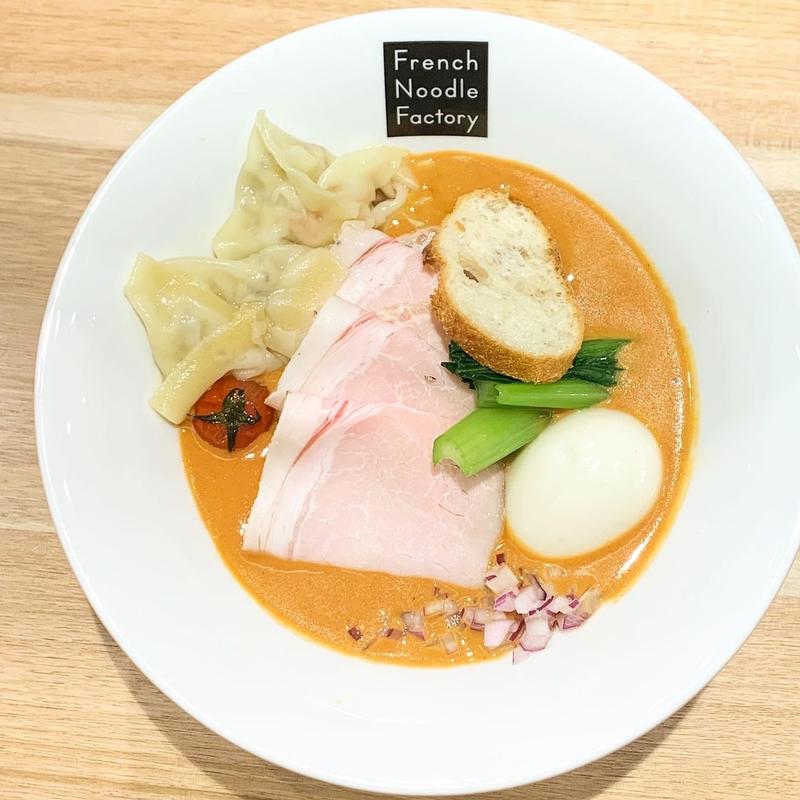 トマトクリームデラックス(フレンチヌードルファクトリー)