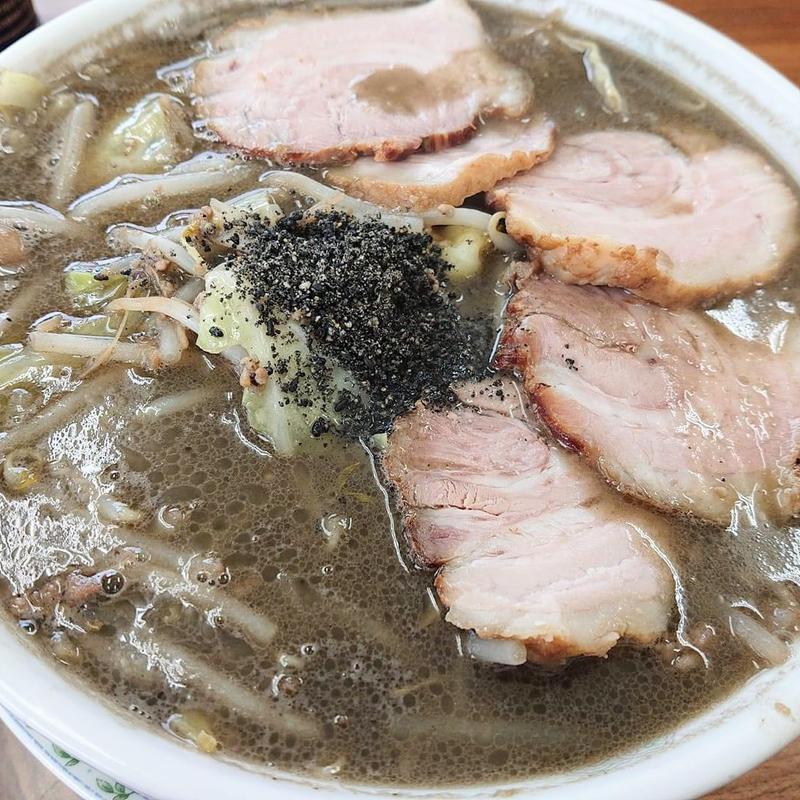 黒味噌チャーシューメン(二番軒食堂 )